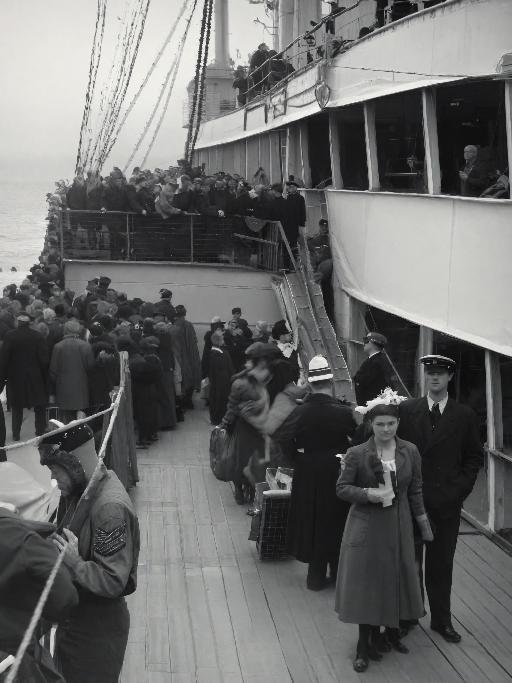 Image to Image AI effects generated image